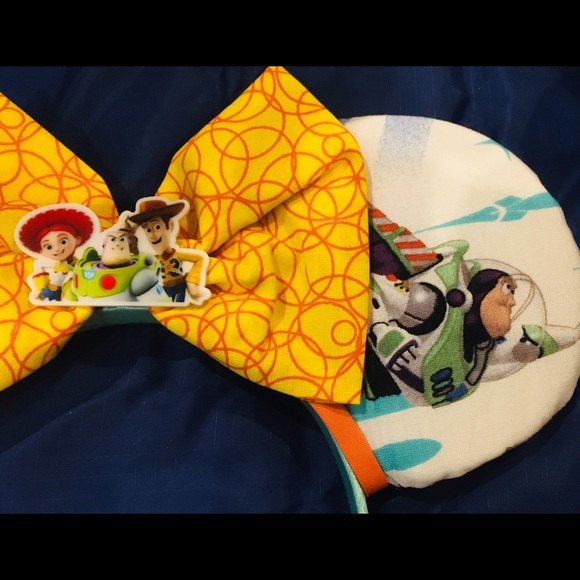 Toy Story Buzz and Woody Minnie Mouse DisneyEars. Bespoke,Boutique.New - Picture 2 of 3